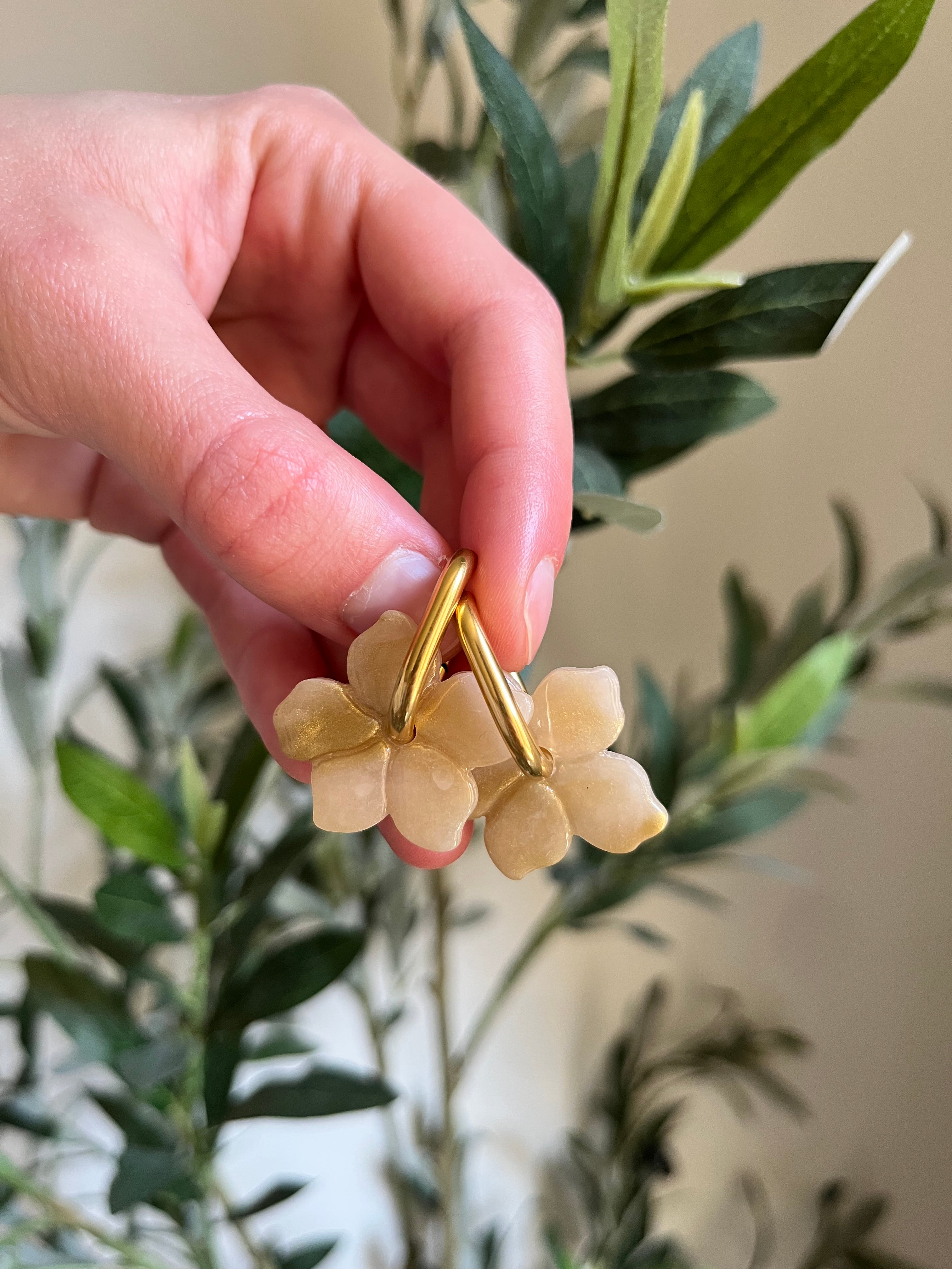 Pampilles fleurs - Blanc effet feuilles d’or