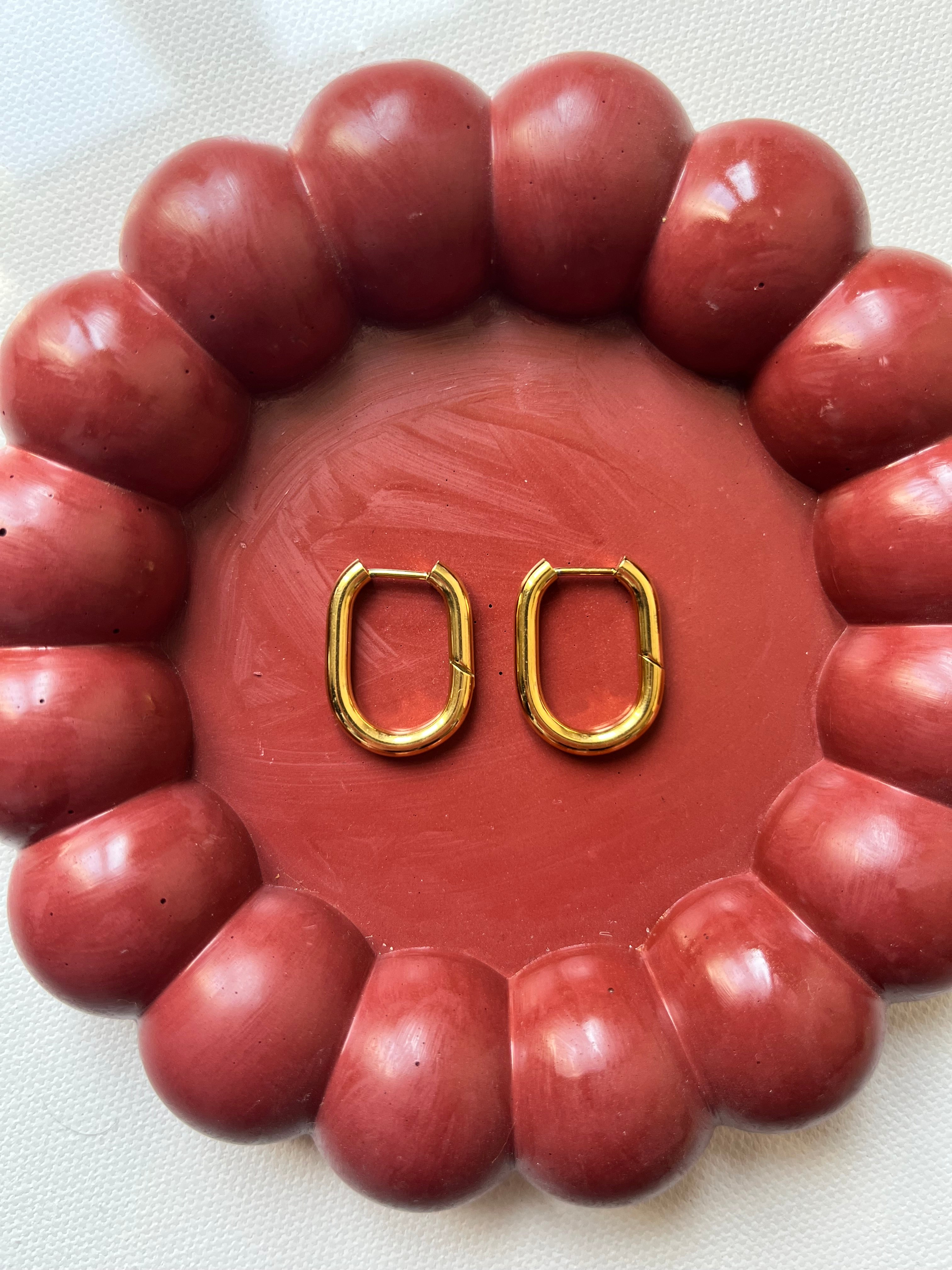 Créoles rectangulaires rondes - or