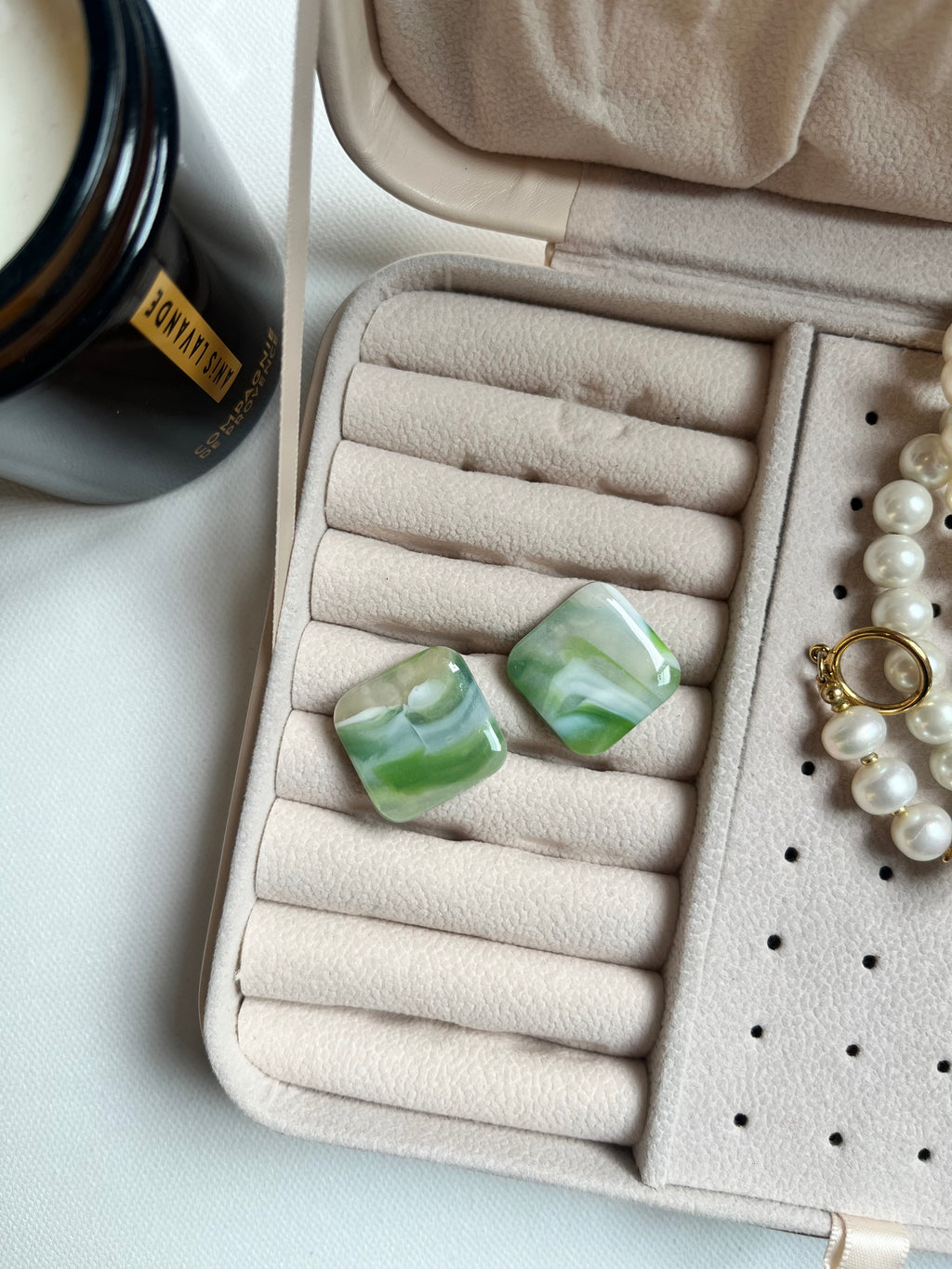 Boucles d’oreilles carrées -           Matcha