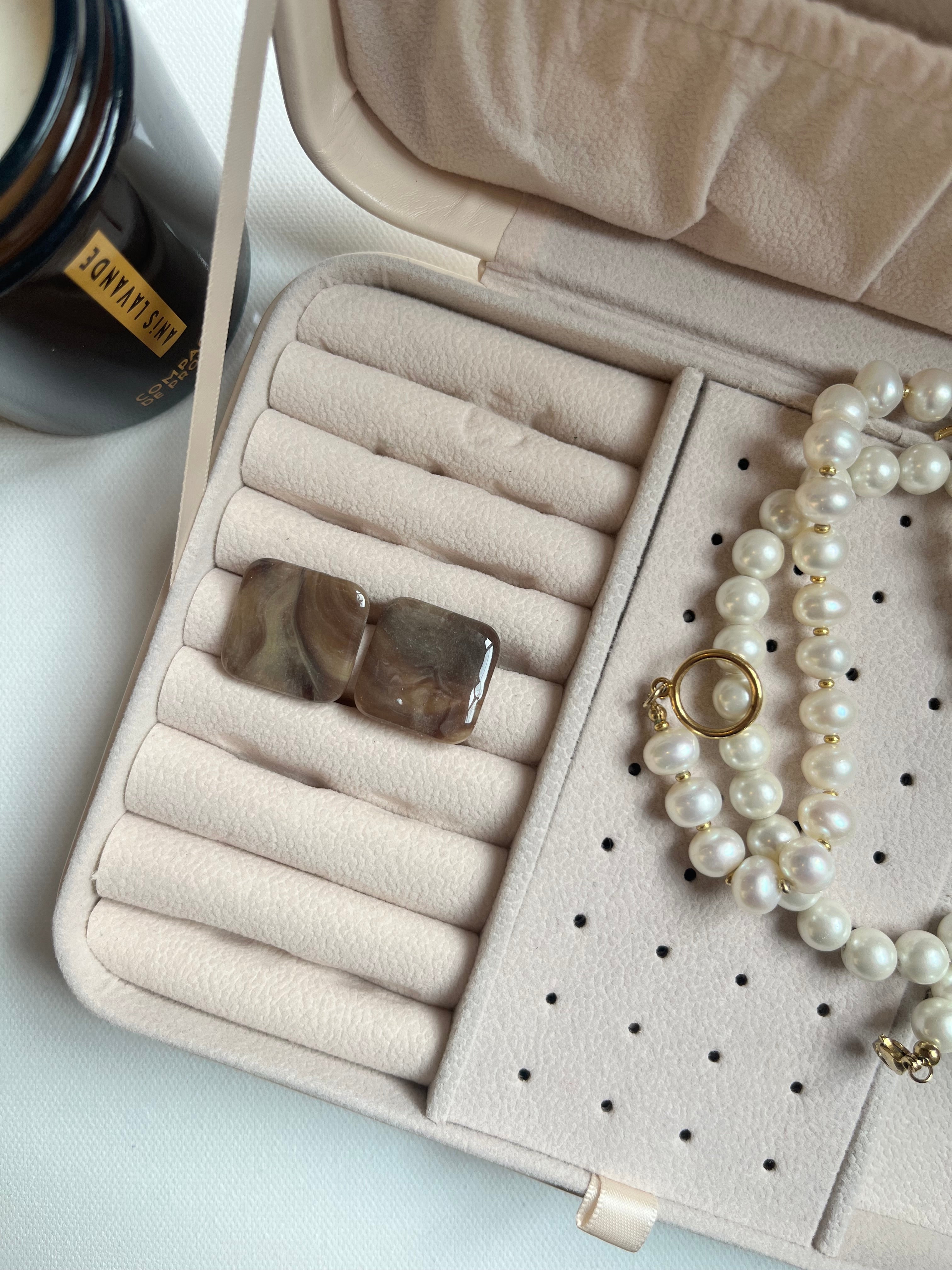 Boucles d’oreilles carrées - Effet pierre grise