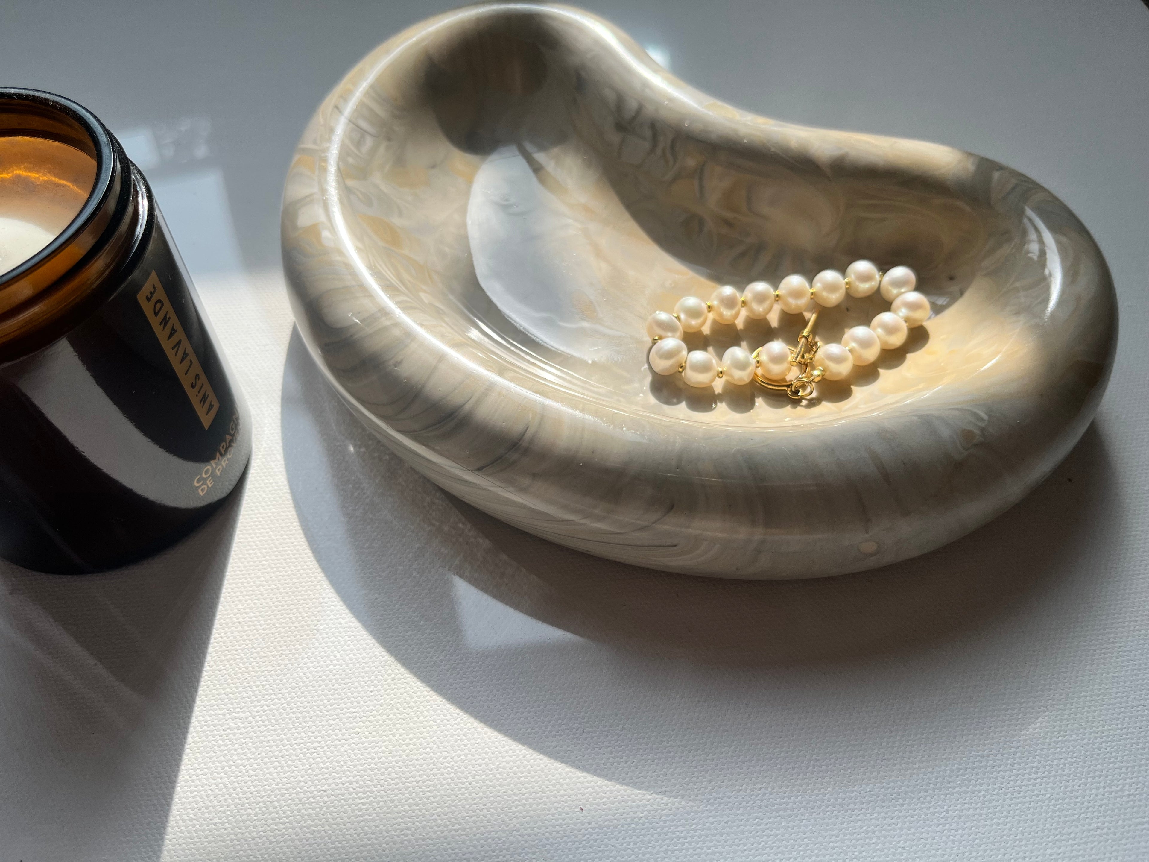 Vide-poche effet marbre gris / beige