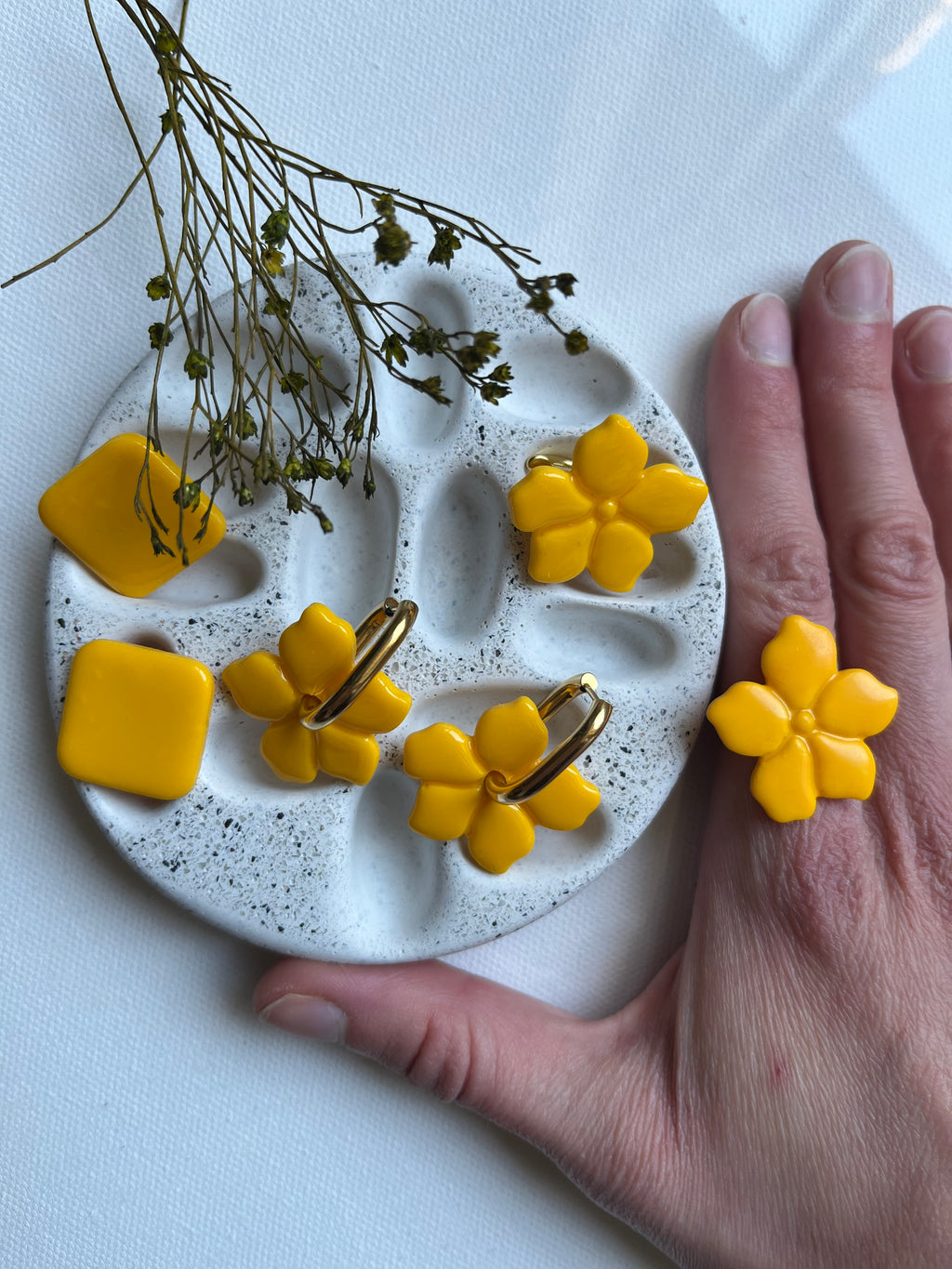 Boucles d’oreilles carrées - Jaune soleil