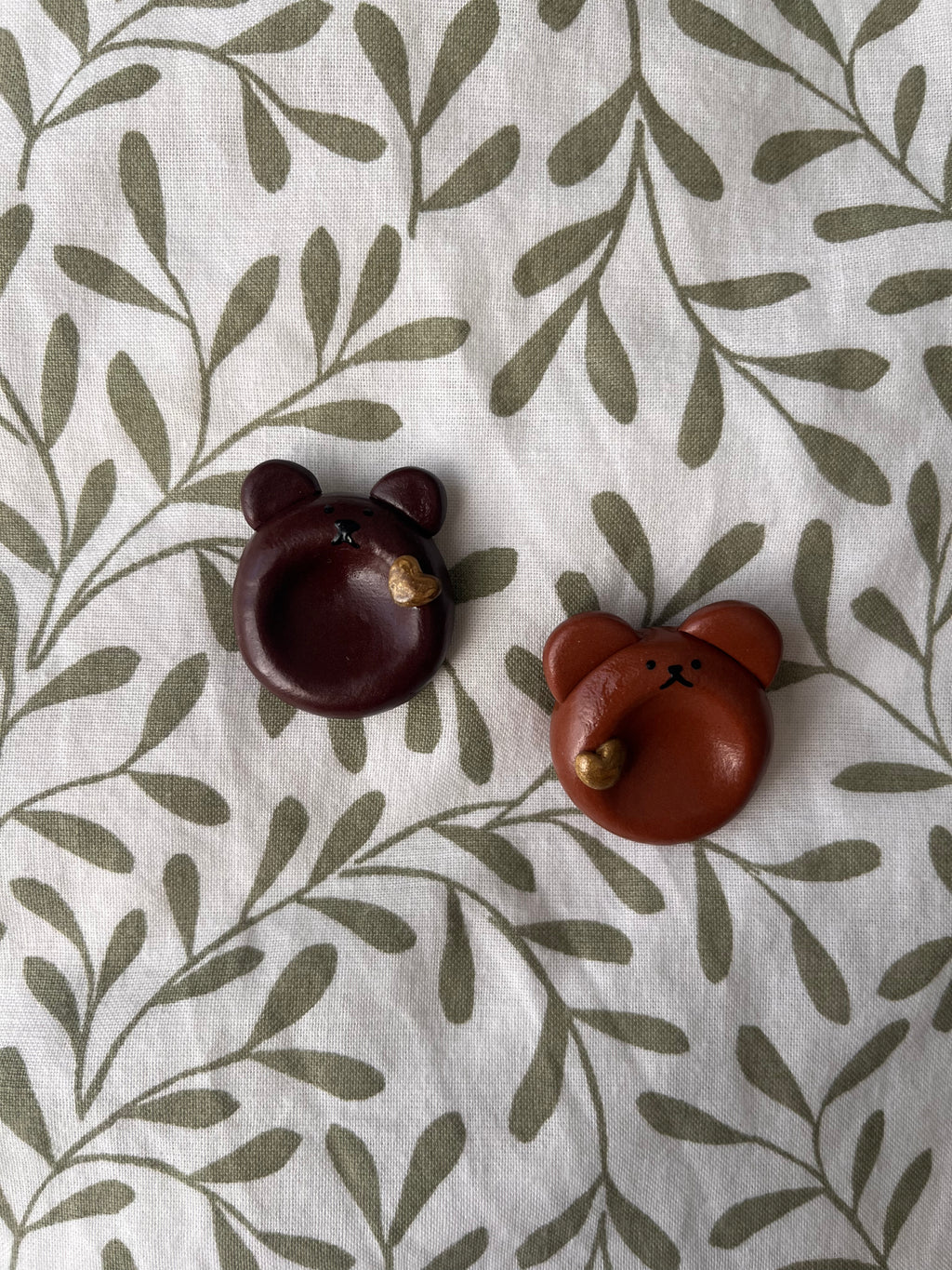 Monsieur Ours - Les câlins de doigts