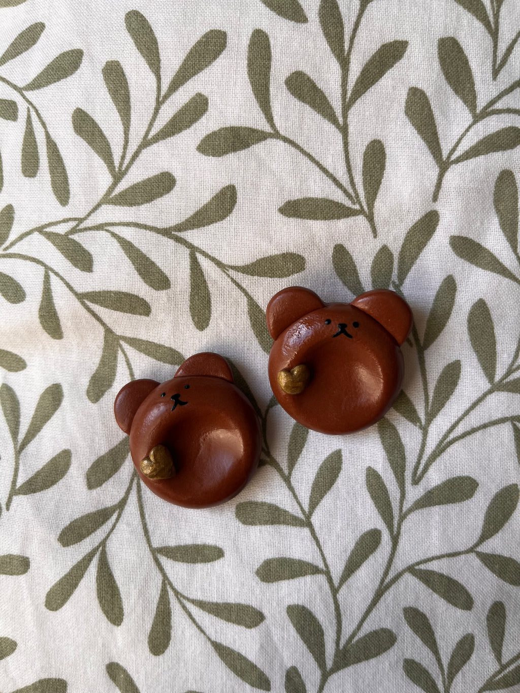 Monsieur Ours - Les câlins de doigts