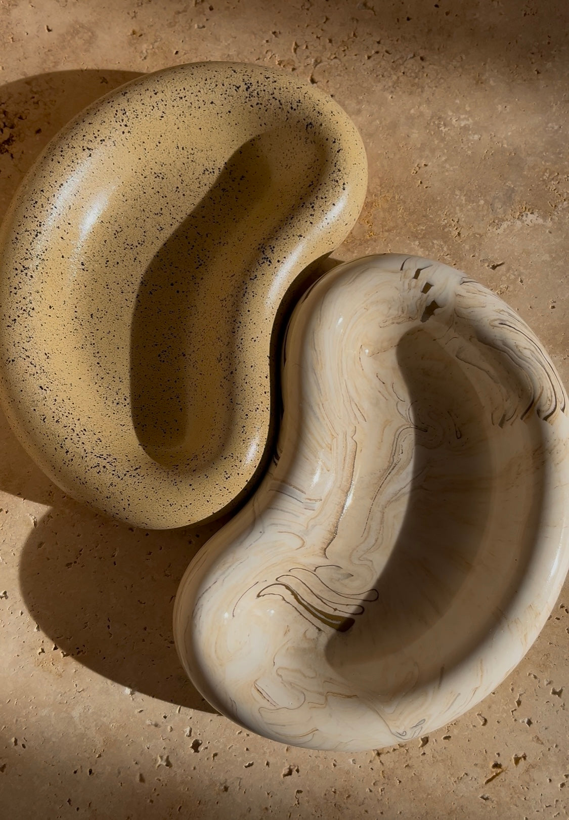 Vide-Poches forme cacahuète - Effet Granite Beige